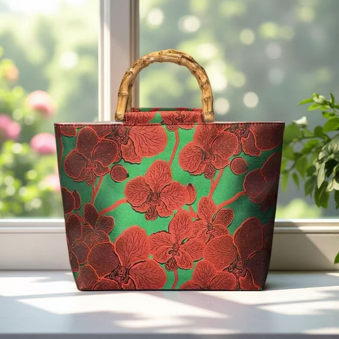 Designer handbag Bowlift