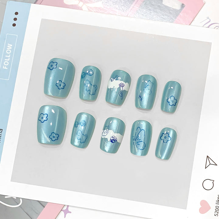 Artistic Artificial Nails with Flower Design Bowlift