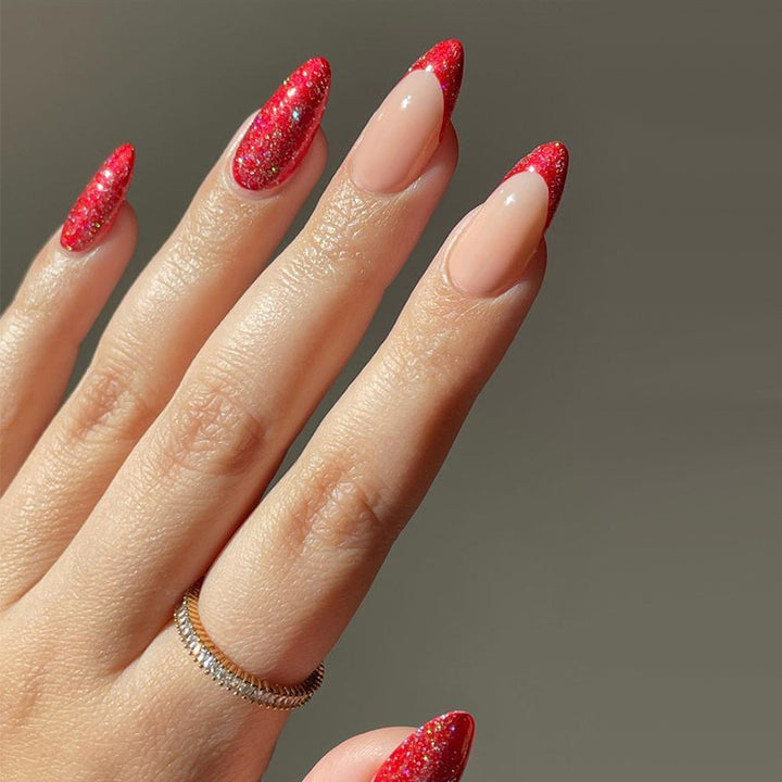 Glittery Stiletto Press-On Nail Tips Bowlift
