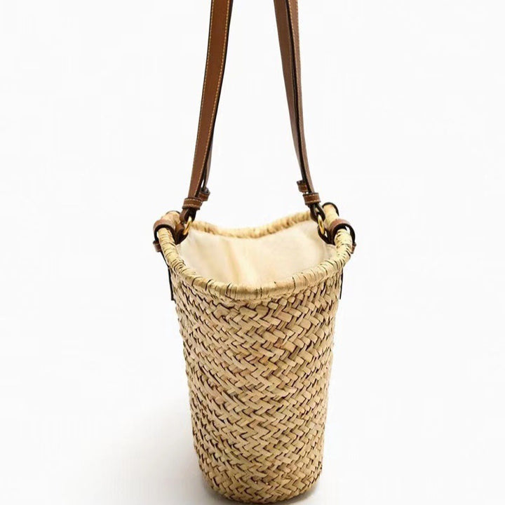 Elegant braided tote bag with leather handles Bowlift