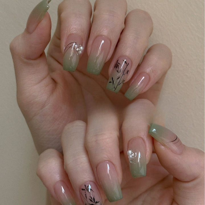 Decorative Acrylic Nail Art Set Bowlift