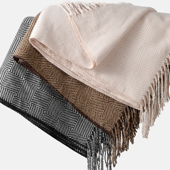 Cozy Geometric Throw Blanket