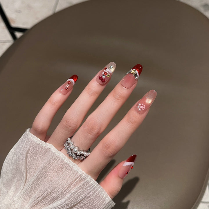 Festive Holiday-Themed Press-On Nail Art Bowlift