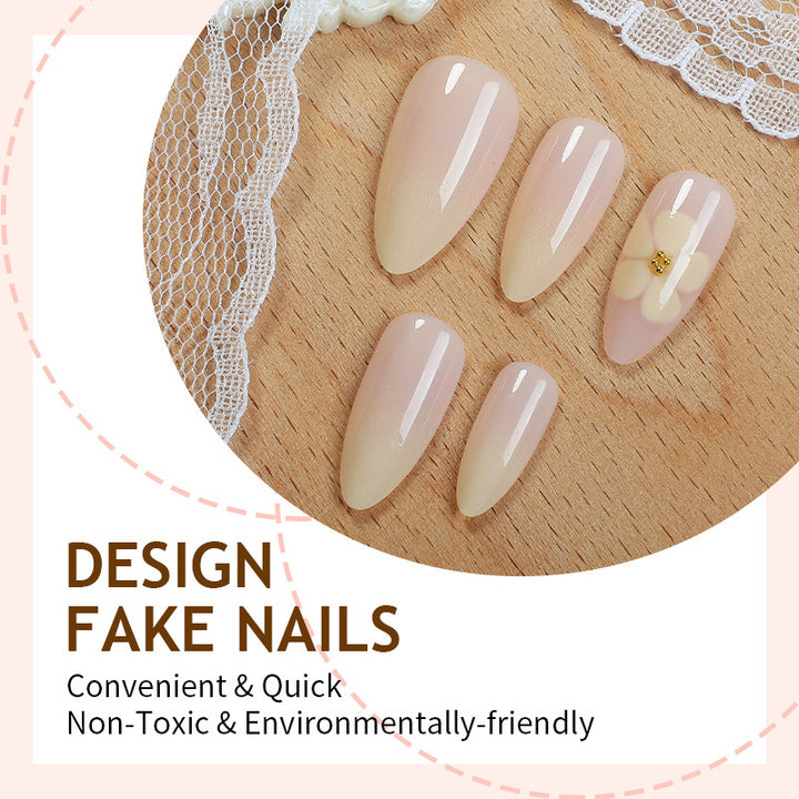 Artificial nail set with delicate floral pattern Bowlift