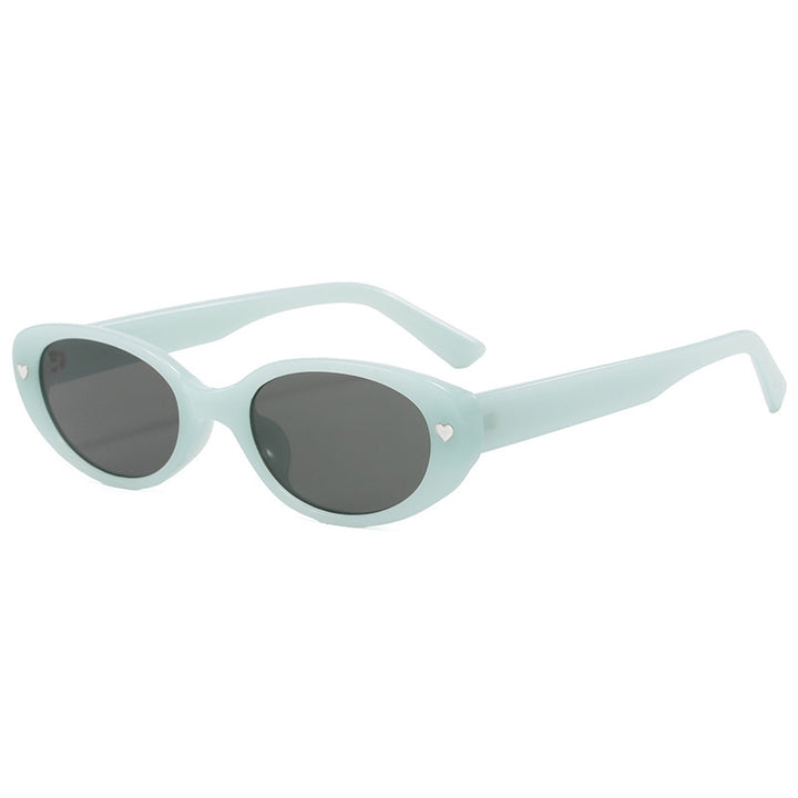 Chic Heart-Embellished Cat-Eye Sunglasses Bowlift