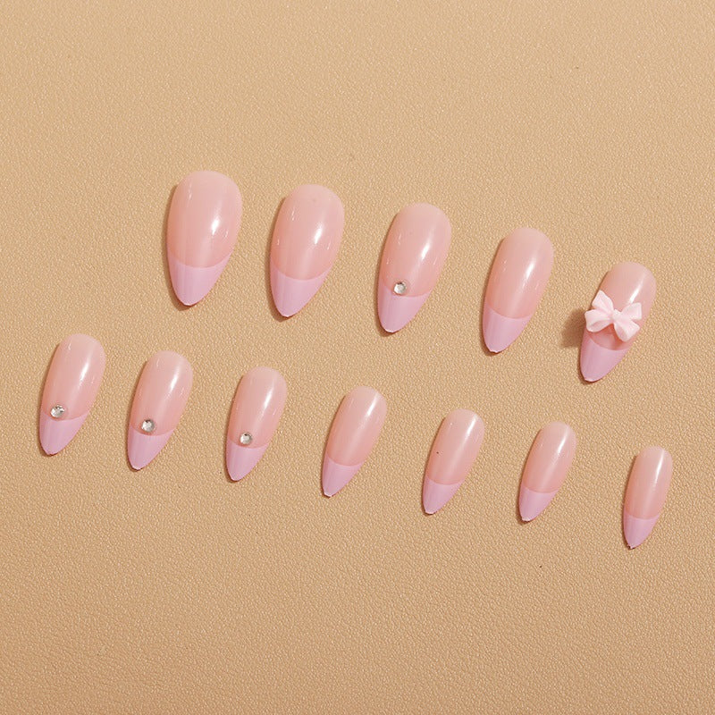 Glamorous nail art with bow detail Bowlift