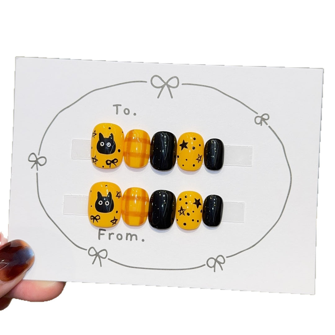Creative Nail Art with Halloween Motif Bowlift
