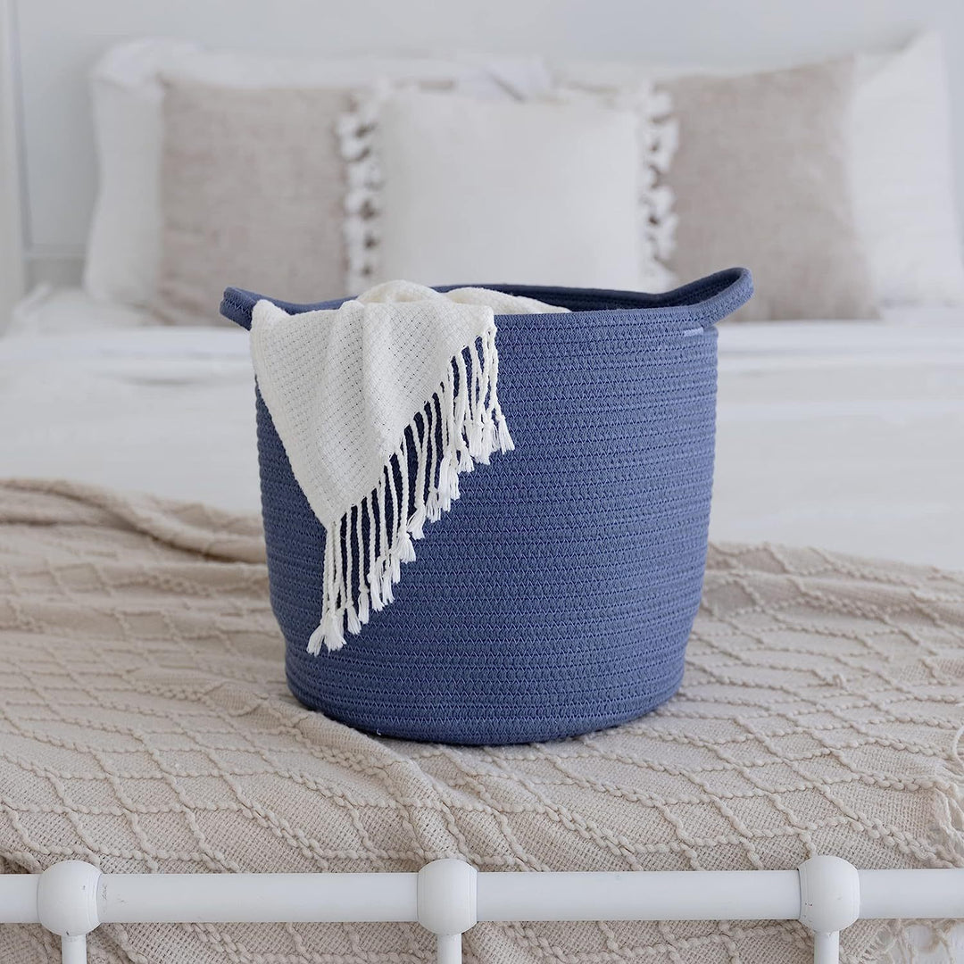 Ladies decorative storage basket Bowlift