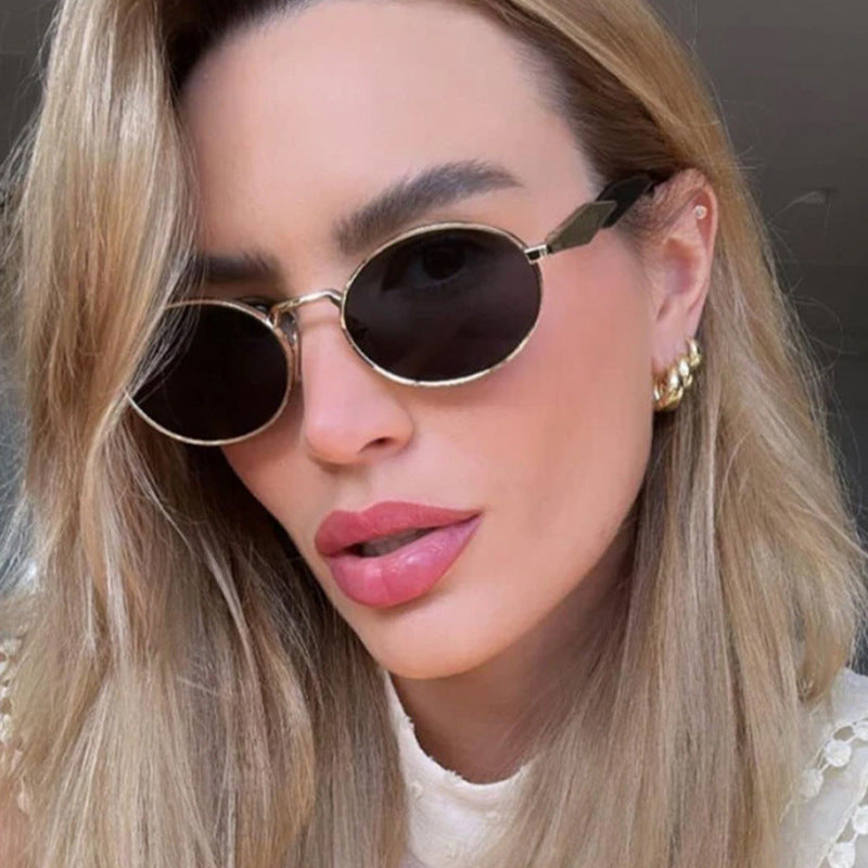 Women's designer sunglasses with unique oval frame and luxurious accents Bowlift