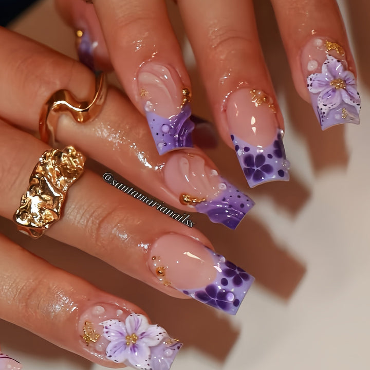 Artistic Floral Press-On Nail Design Bowlift
