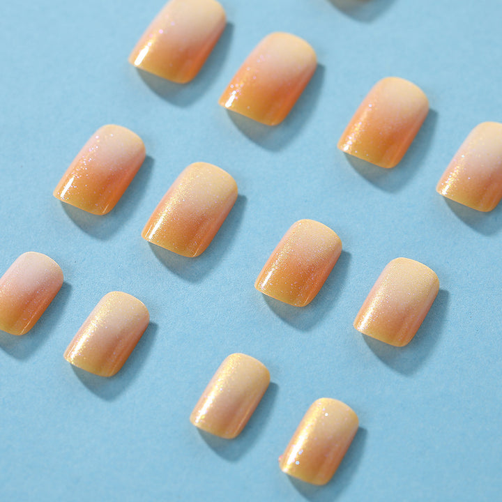 Artificial nails in elegant gradient Bowlift
