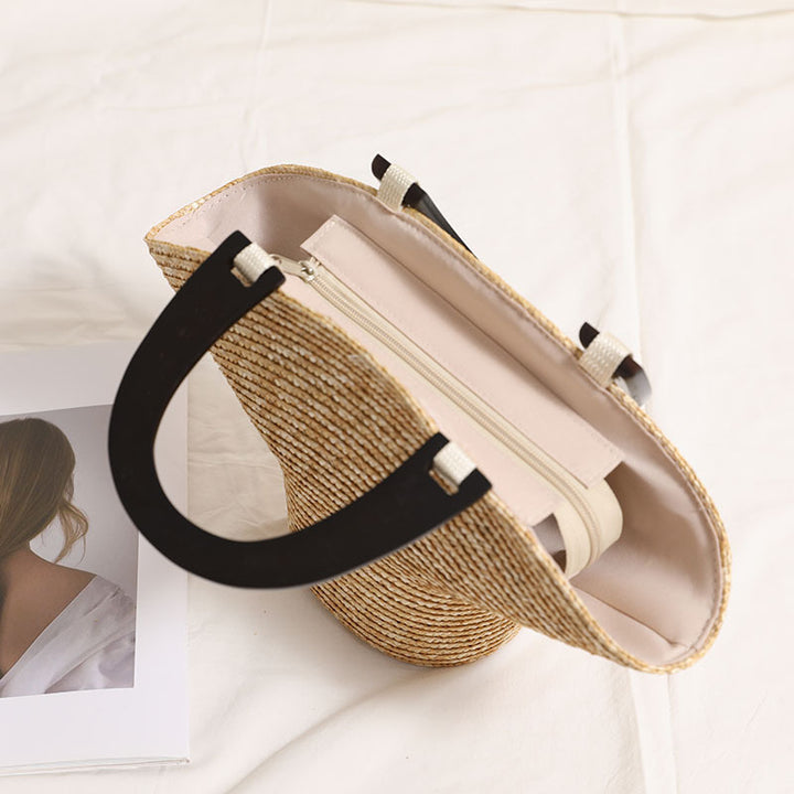 Fashionable Basthandbag with Stylish Plastic Handles Bowlift