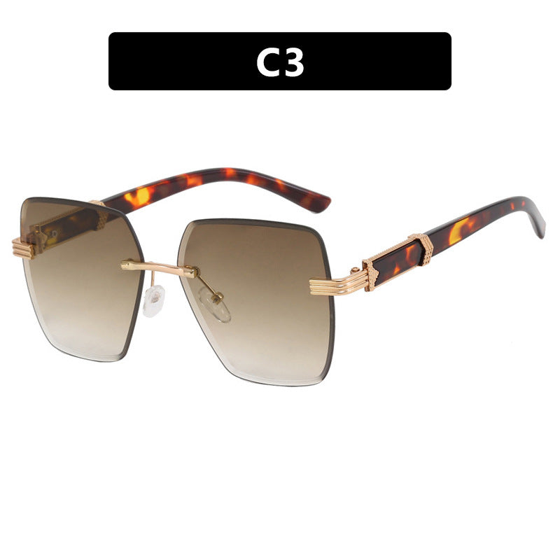 Women's trendy square sunglasses with glamorous accents and UV protection Bowlift