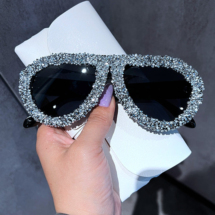 Ladies sunglasses with extravagant crystal embellishment Bowlift
