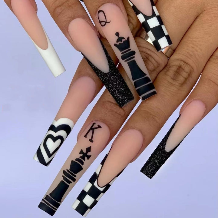Art Nail Set with Creative Chess Designs Bowlift