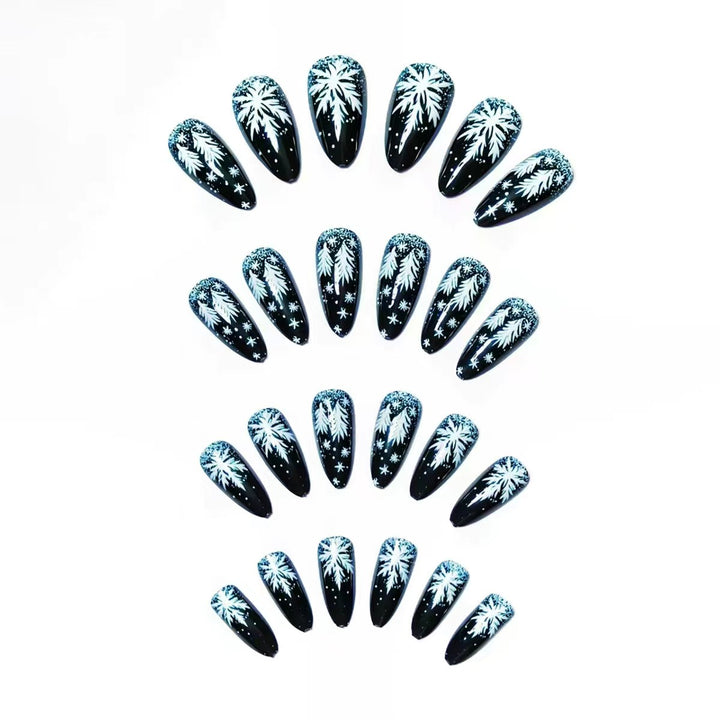 Snowy Winter-Themed Nail Art Bowlift