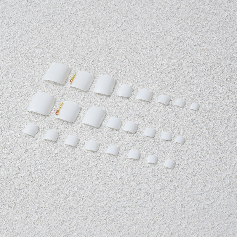 Acrylic nail set with luxurious gold decorations Bowlift