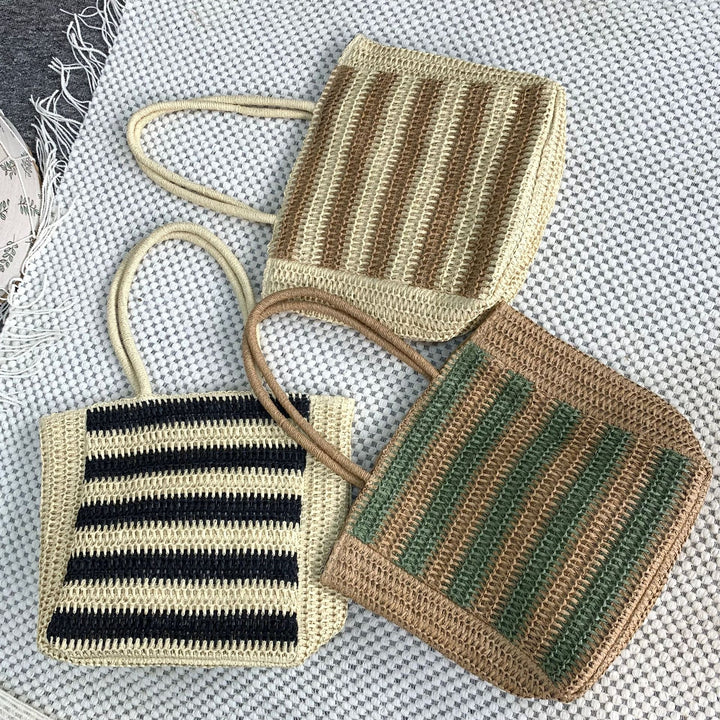 Designer bag with graphic striped pattern Bowlift