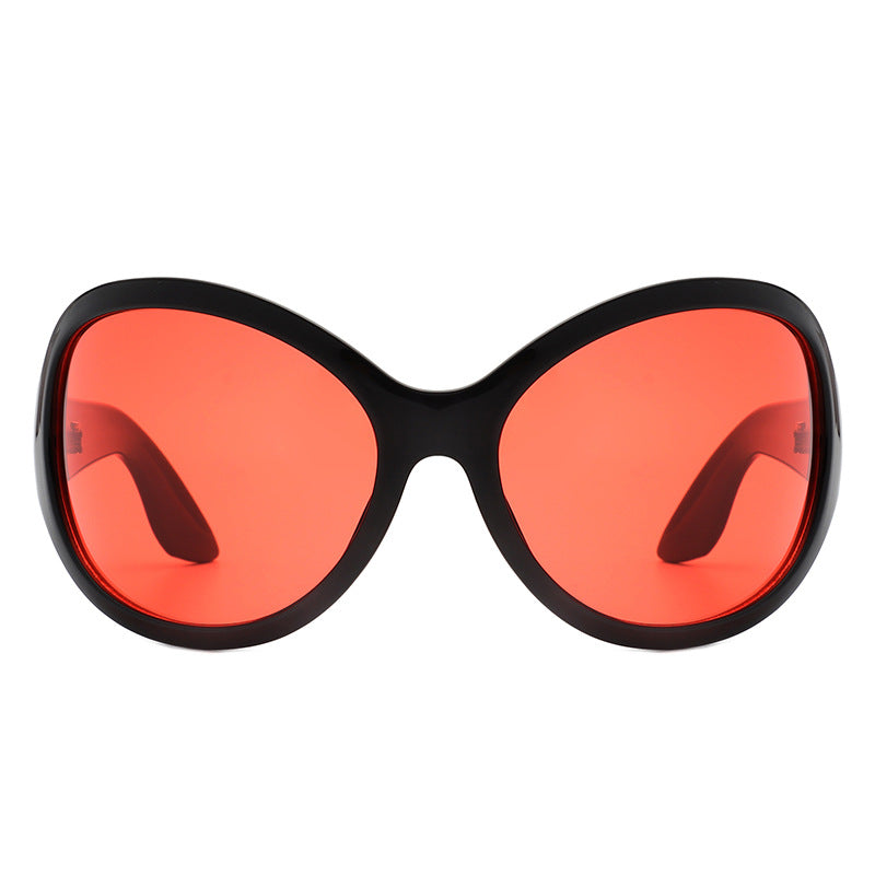 Ladies sunglasses in a stylish butterfly design with UV protection and wide frame Bowlift