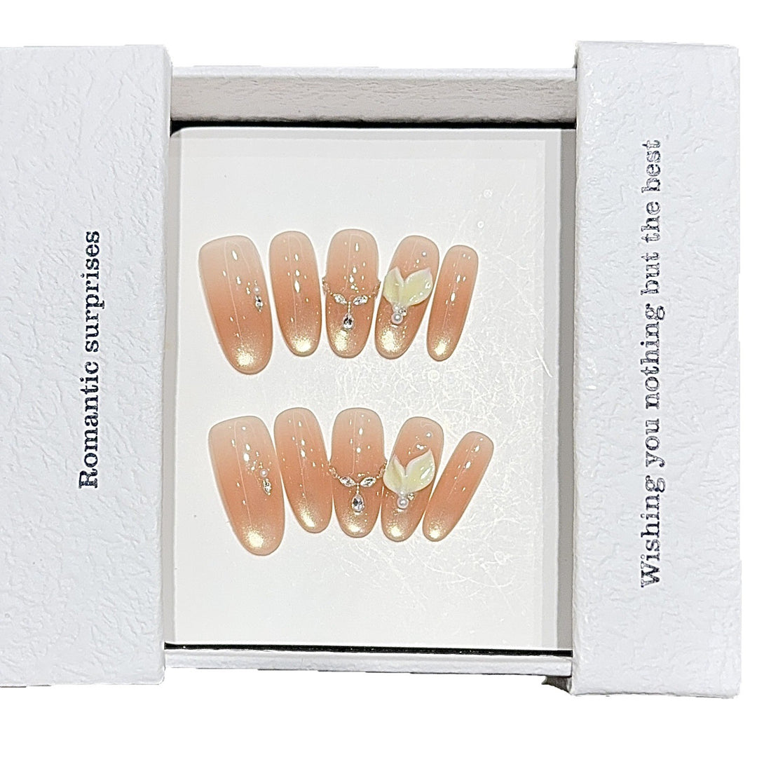 Artificial nails with Romantic Design Bowlift