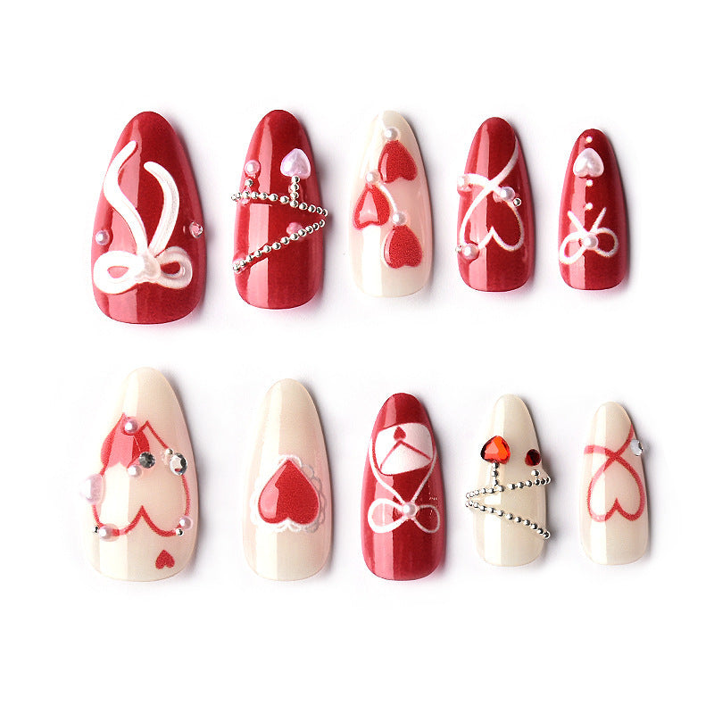 Nail design set with romantic heart motifs Bowlift