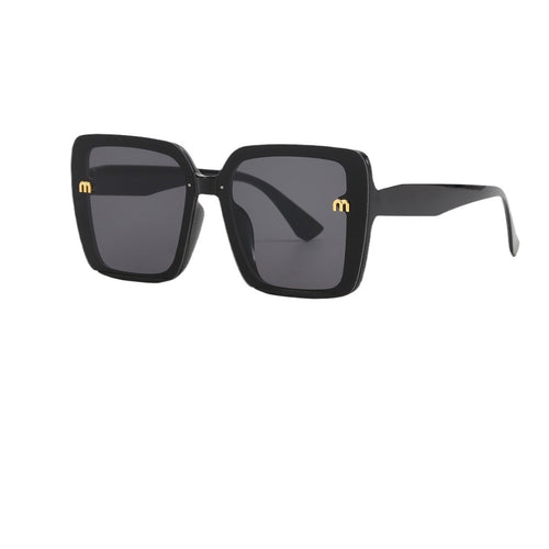 Ladies square sunglasses with elegant frame Bowlift
