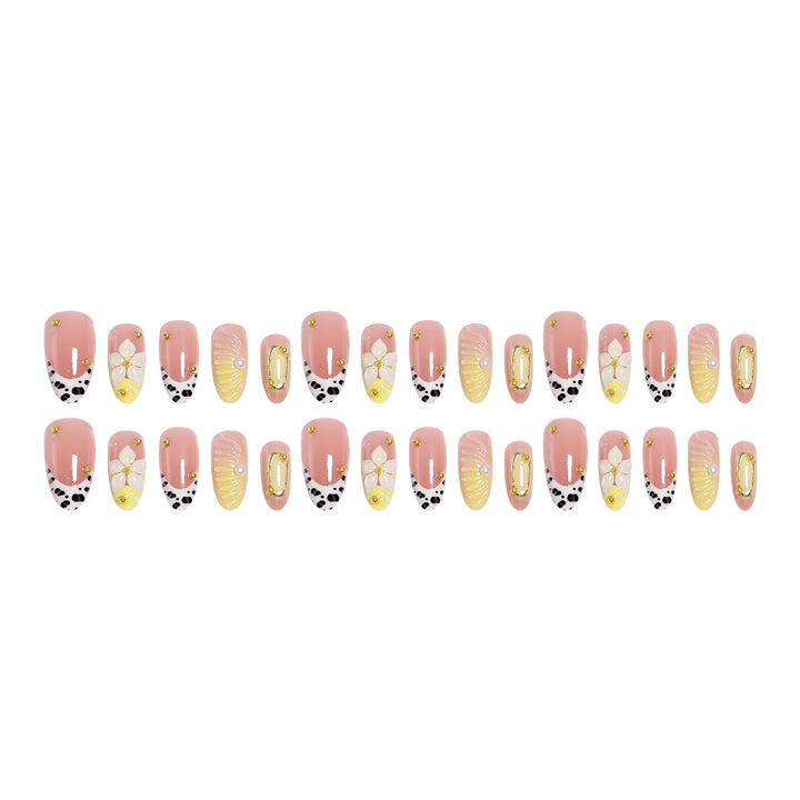 Artificial nails with floral patterns and golden accents Bowlift