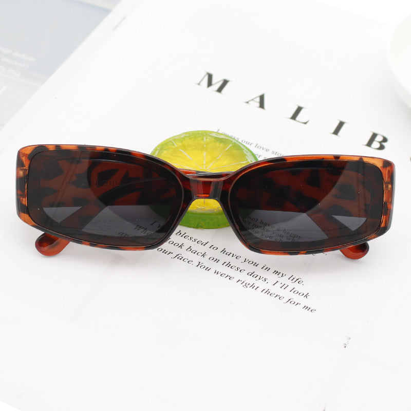 Women's exclusive oversized sunglasses in modern design Bowlift