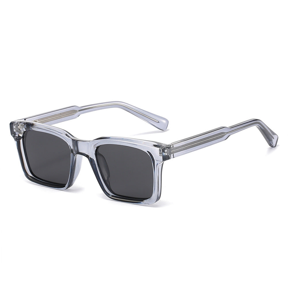 Ladies fashionable sunglasses with exclusive frame and UV protection Bowlift