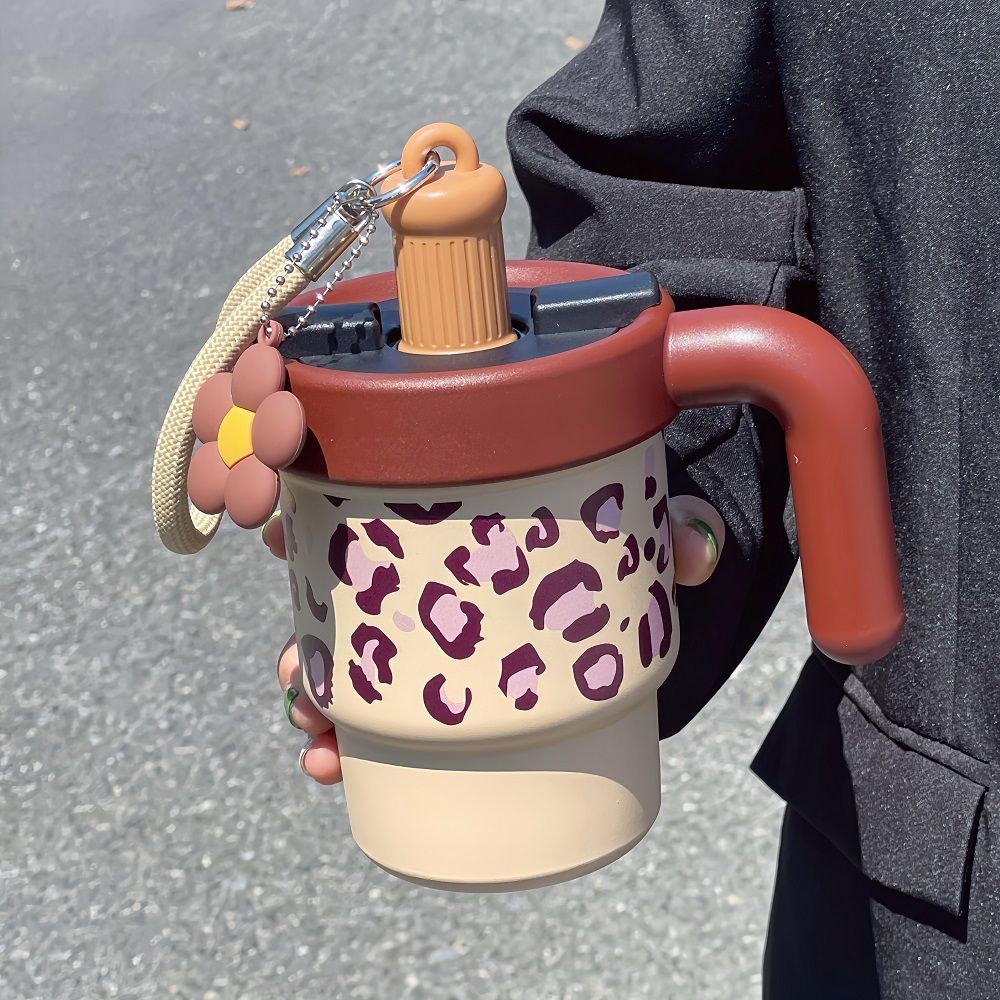 Ladies insulating cup with creative handle and animal design Bowlift