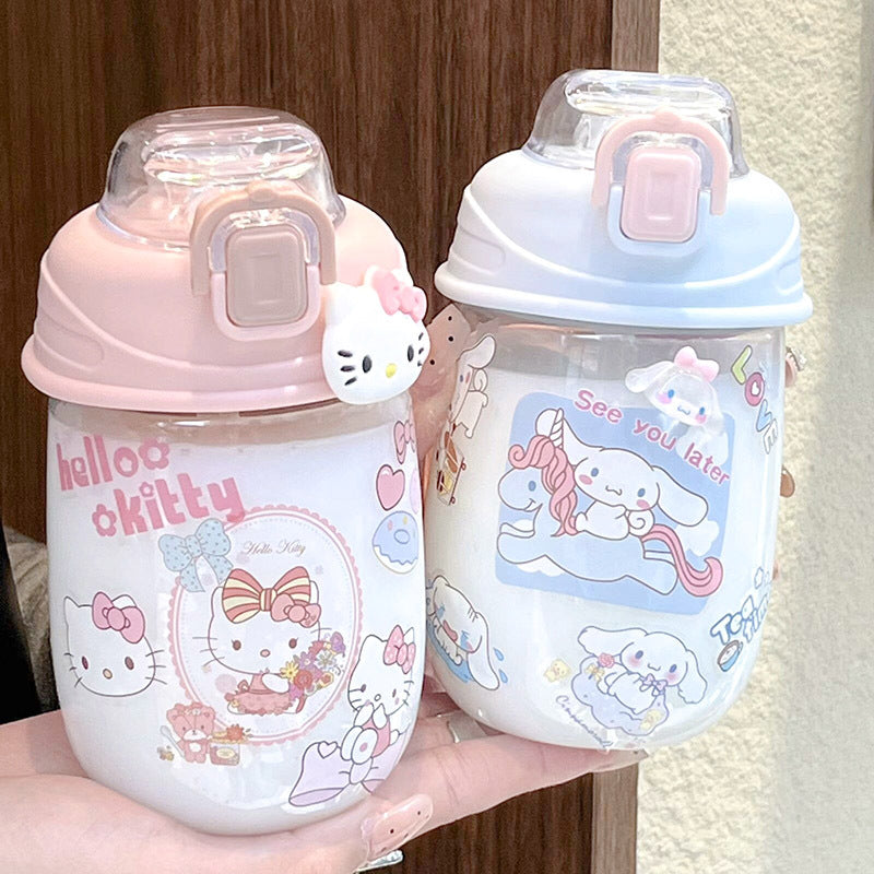 Women's playful drinking bottle with unique safety closure Bowlift