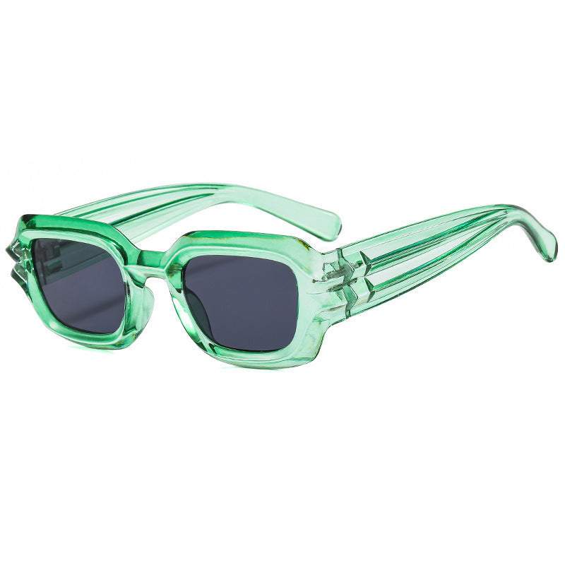 Women's fashionable sunglasses with striking frame Bowlift