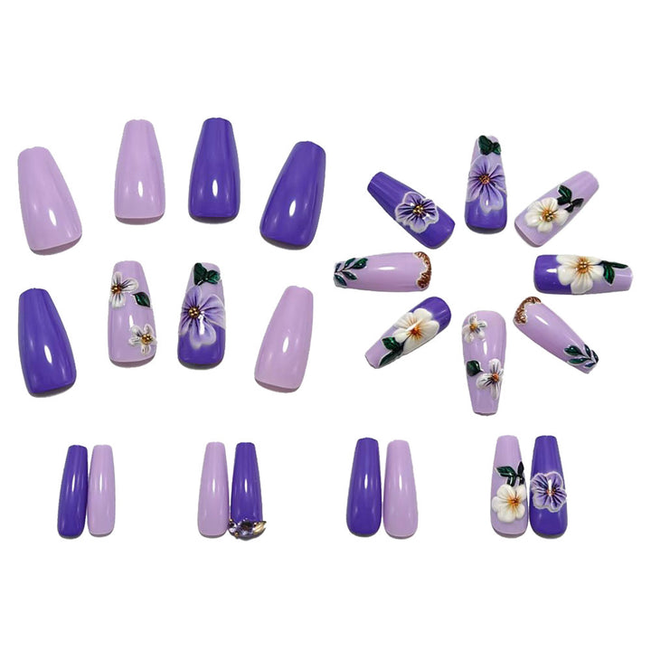 Artificial nails with floral embellishments and elegant high gloss Bowlift