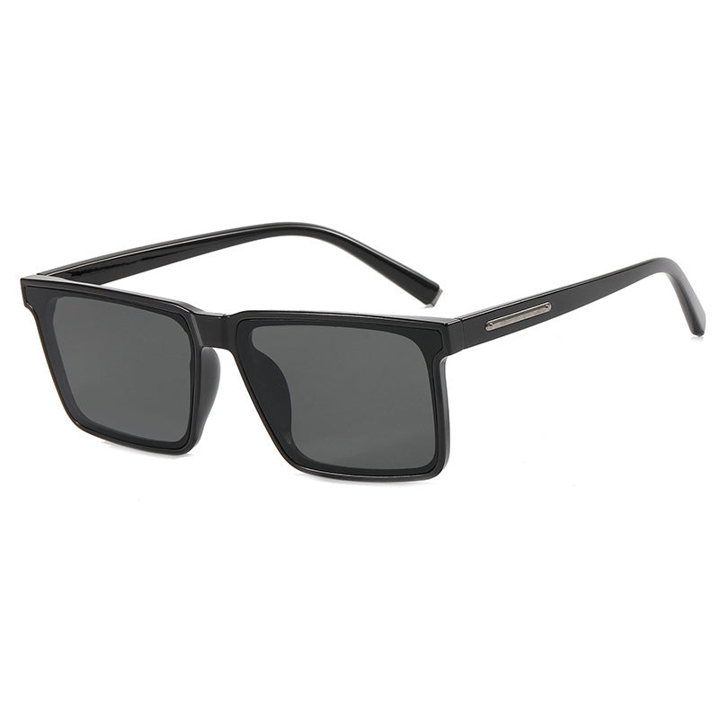 Ladies square sunglasses with modern, sturdy plastic frame Bowlift