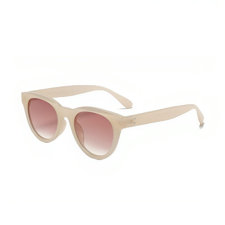 Women Fashionable Oversized Sunglasses in Elegant, Curved Design Bowlift