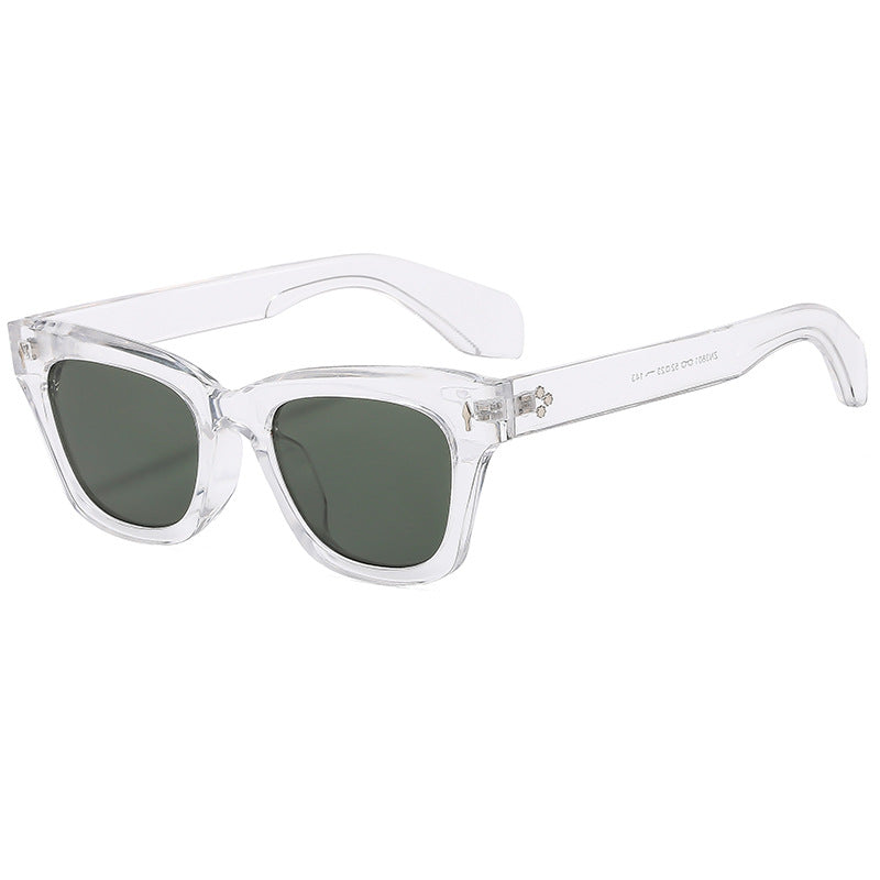 Women Cat-Eye Sunglasses with modern, transparent frame and UV protection Bowlift