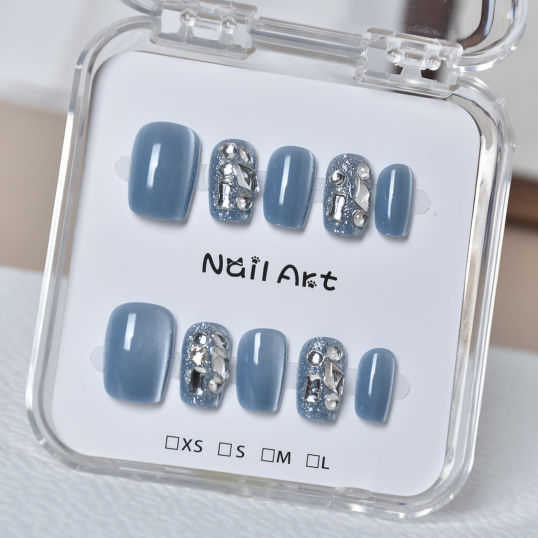 Premium Glamorous Press-On Nail Extensions Bowlift