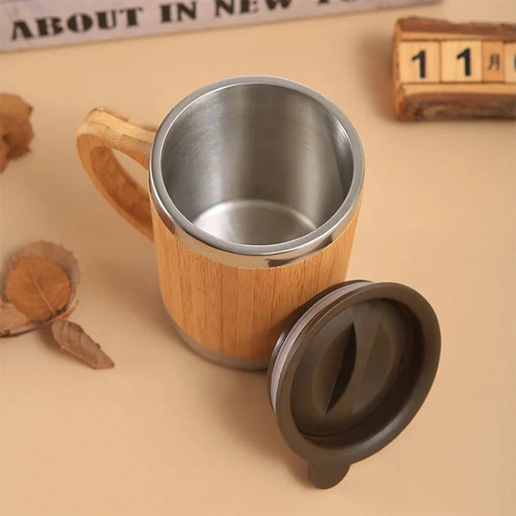 Women sustainable insulated coffee mug with wooden handle Bowlift