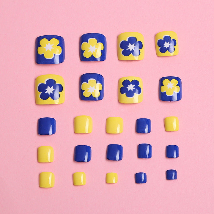 Floral Decorated Press-On Nail Set Bowlift