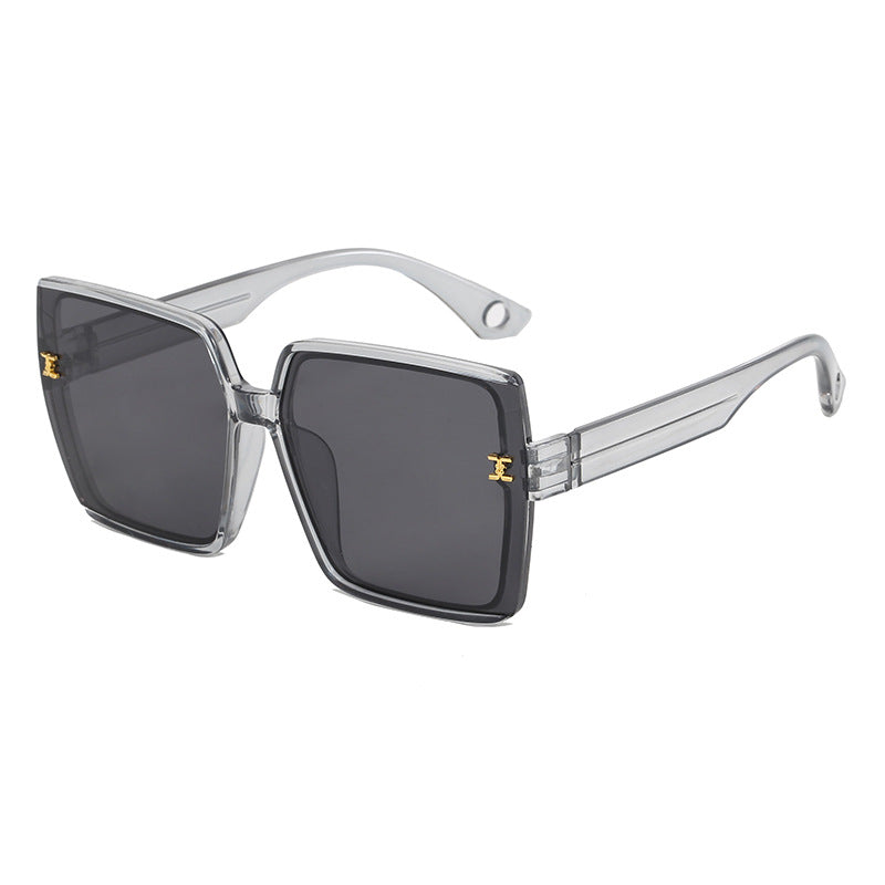 Women's fashion square sunglasses with luxurious frame Bowlift