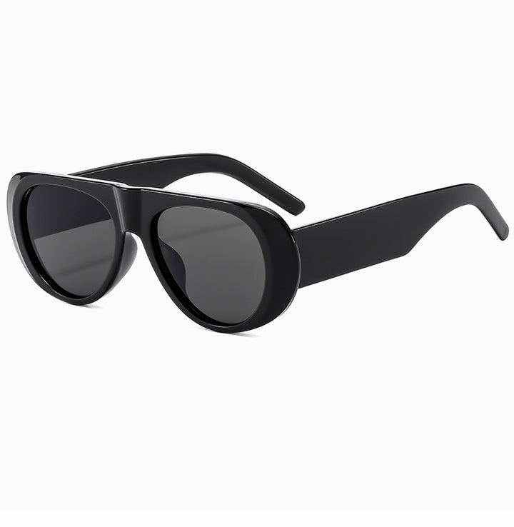 Contemporary Oversized Shield Sunglasses Bowlift