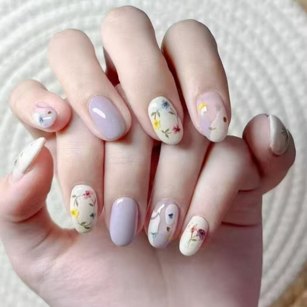 Whimsical Bunny-Themed Press-On Nail Art Set Bowlift