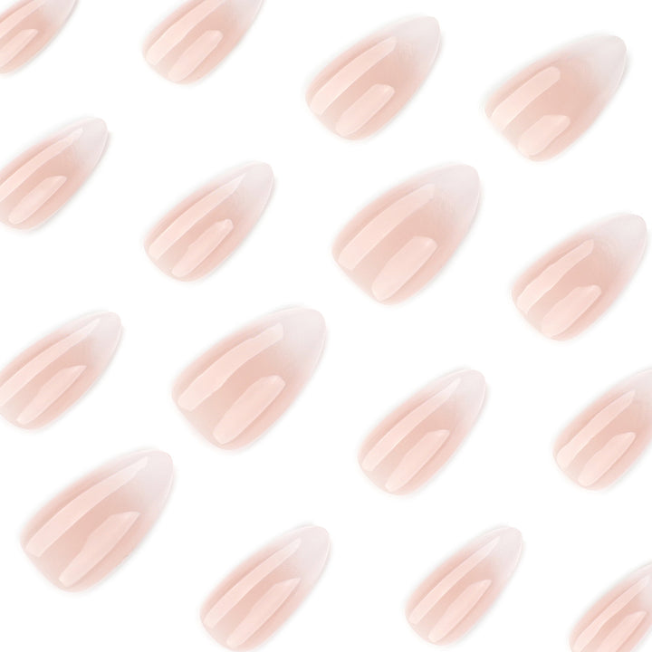 Artful stiletto nails with an elegant gradient and high gloss Bowlift