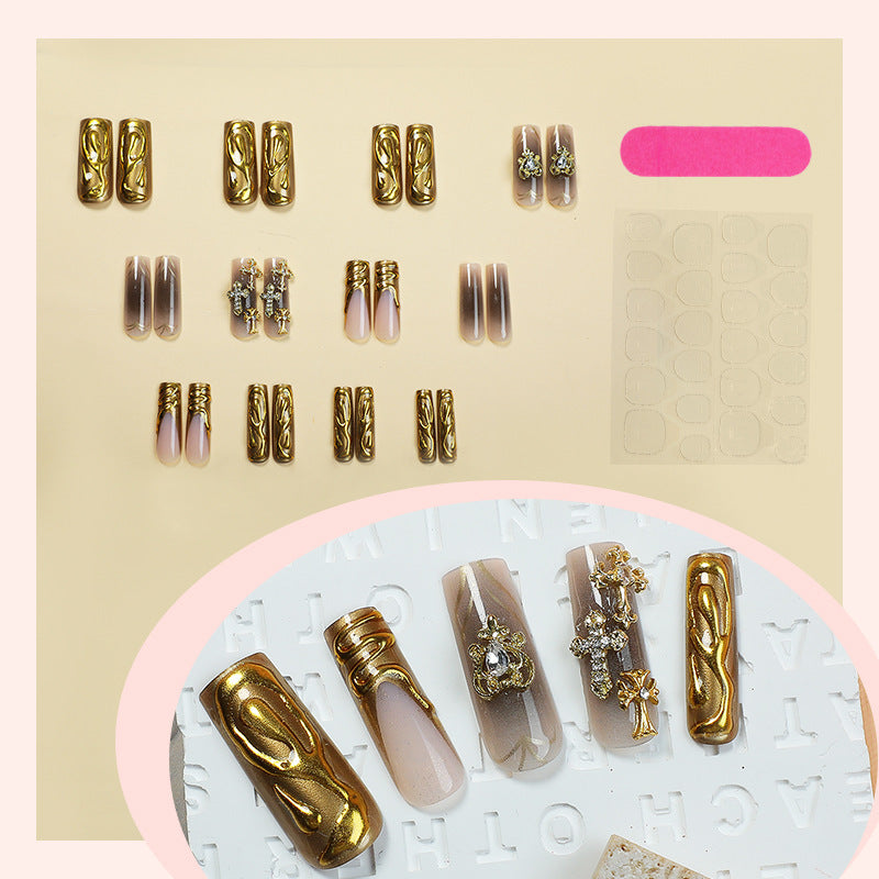 Decorative Press-On Nail Set with Gold Accents Bowlift