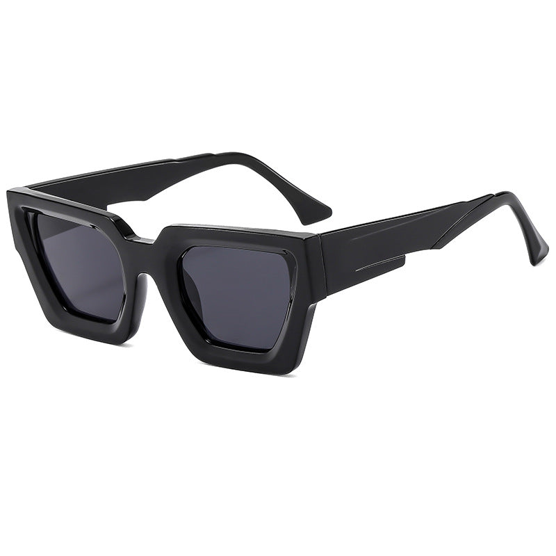 Ladies stylish square sunglasses in modern design with refined plastic frame Bowlift