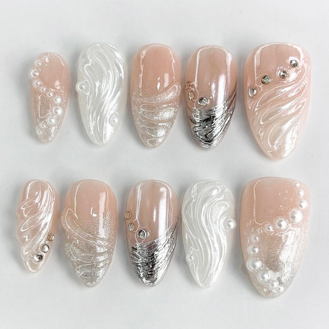 Elegant Rhinestone Artificial Nails Bowlift