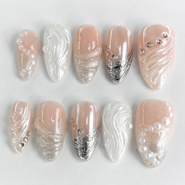 Elegant Rhinestone Artificial Nails Bowlift