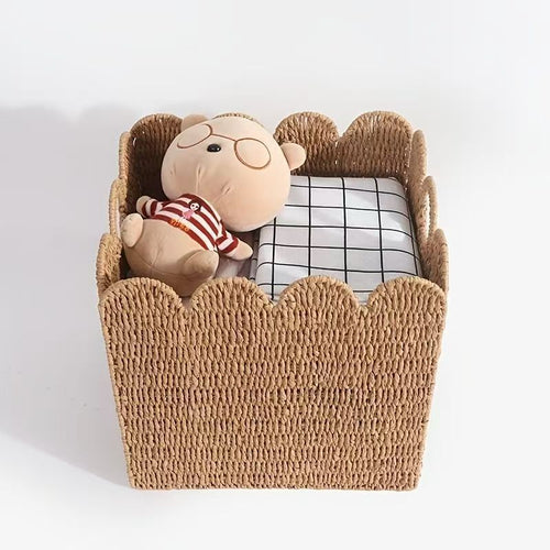 Decorative storage basket made of natural material Bowlift