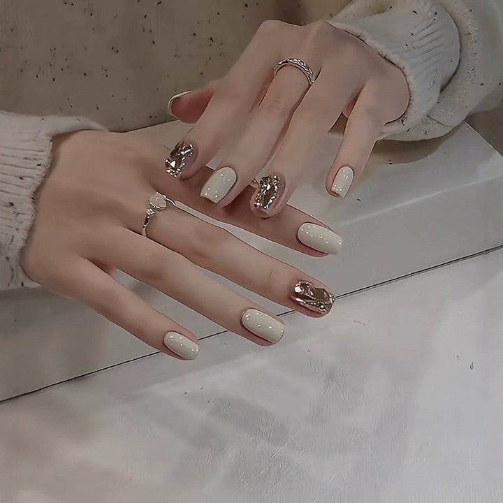Elegant Nail Care Bowlift