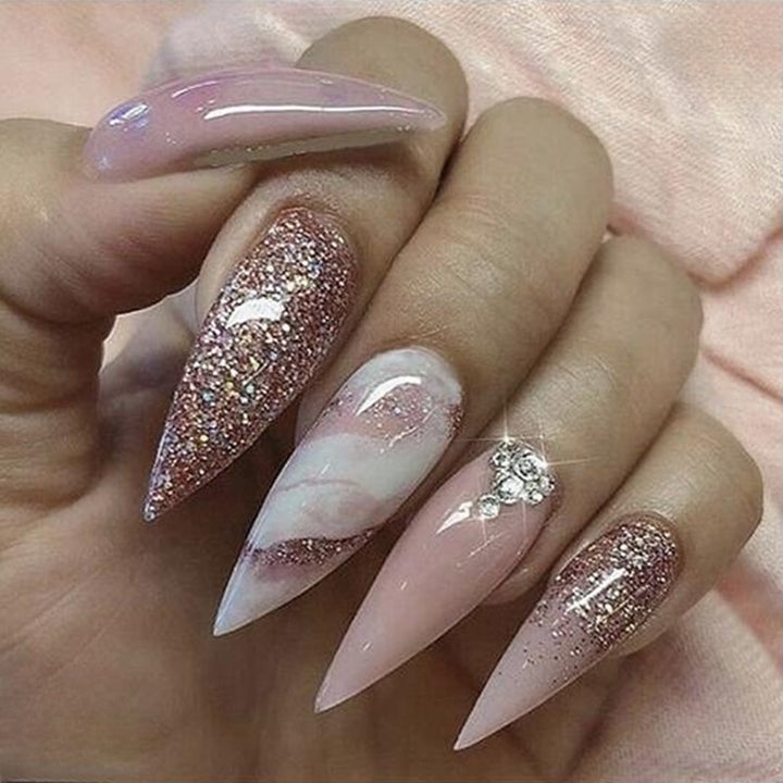 Glamorous Stiletto Nail Art Set Bowlift